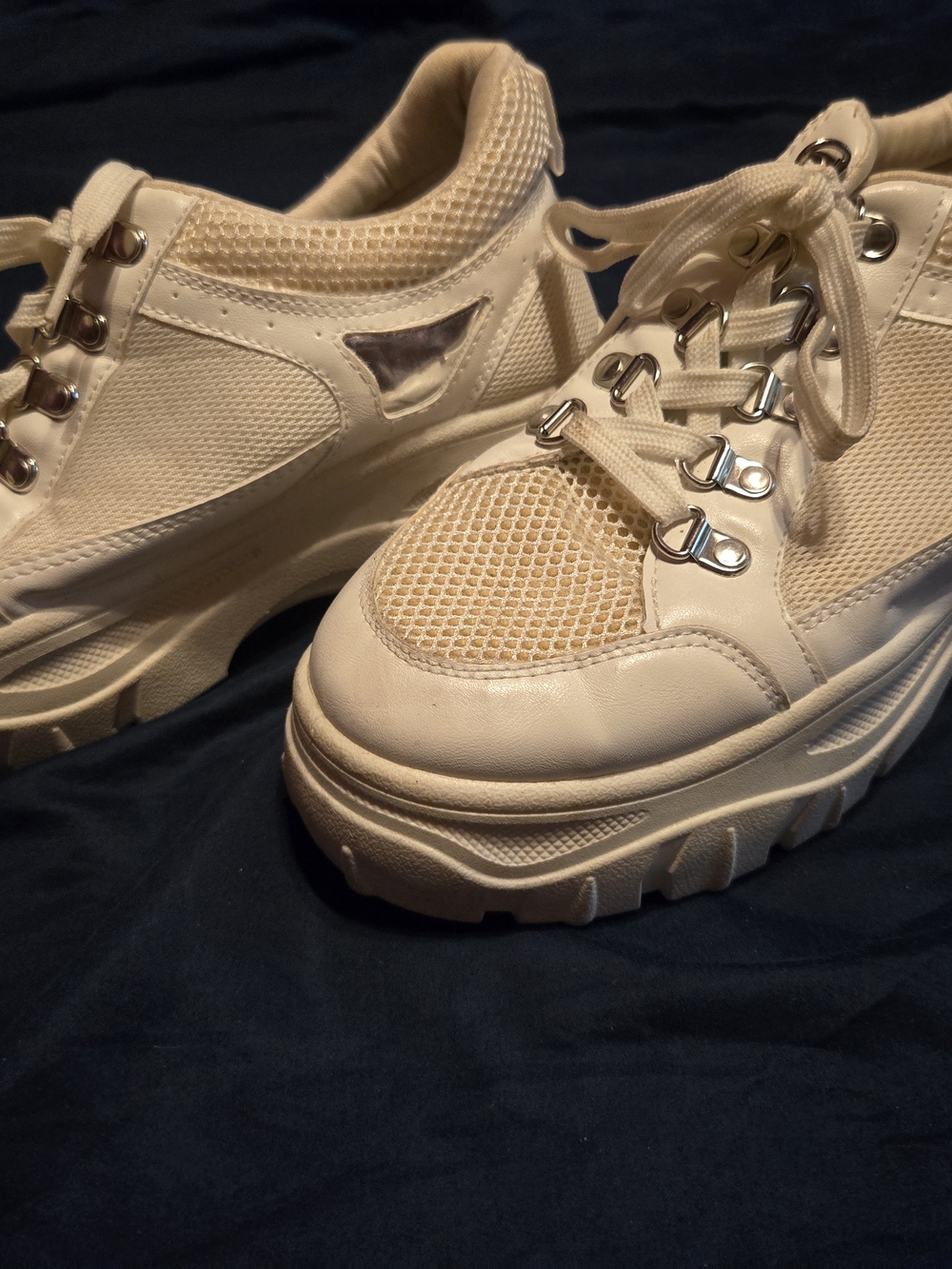 Women’s Chunky Lace-Up Sneakers in Cream